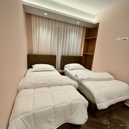 Agate City Center Apartment Tirana Extérieur photo